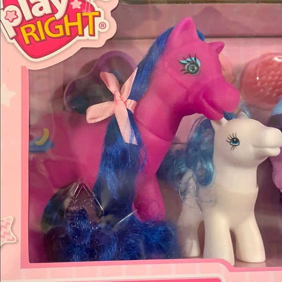 Little Wonder Ponies Set of 4 New in Box - Picture 2 of 8